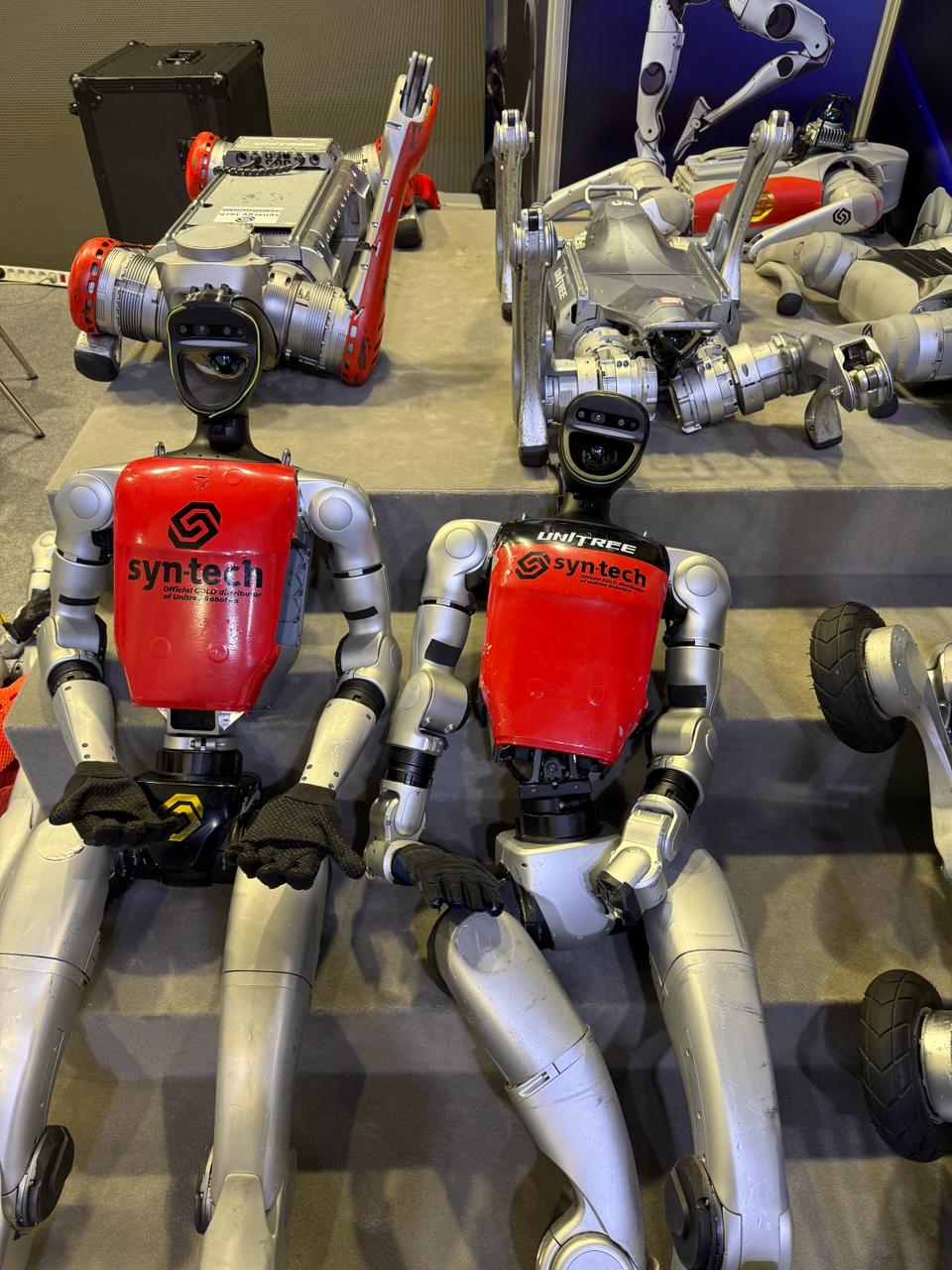 Привет, друзья! Оказался в этом году на MWC 2026, это большая выставка-конфер...